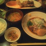 九段ごち屋 - 豚バラ軟骨角煮定食