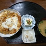 Izakaya Hanzou - 2018年6月 カツ丼（上）　700円