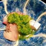 にい留 - 鯵はキュウリのソース