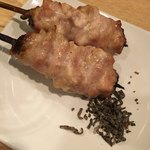 里葉亭 - せせり
      手間かけてるのがわかる。