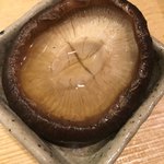 里葉亭 - 椎茸
      汁がいっぱい。