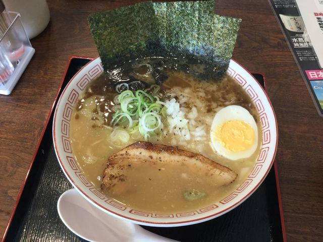 背脂豚骨醤油ラーメン 豚健 （セアブラトンコツショウユラーメン