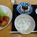 ふれんど - からあげ定食(600円)