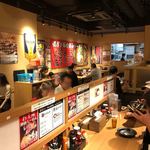 金澤濃厚豚骨ラーメン 神仙 - 店内♪