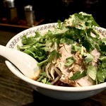 スパイス・ラー麺 卍力 - ＜2018年06月再訪・50回目＞スパイスラーメン・もやし・パクチー・にんにく・1,080円