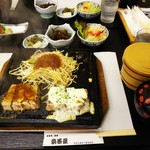 Hamadiya - まぐろステーキ(醤油 チーズ)定食 ￥1580