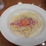 Popora Mama - ヨード卵光のカルボナーラ（７４５円）