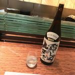 日本酒と個室居酒屋 農家の慶 - 日本酒と個室居酒屋 農家の慶 海浜幕張店(千葉県千葉市美浜区ひび野)醸し人九平次 90ml 700円