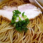 醤油ラーメン750円