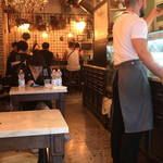 Pane e Salame - 店内の様子。