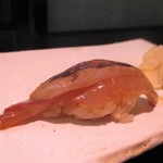 や寿し - 三重県産の鯵。舌触りが良く、輝いて見えました。　　　　　2018.06.09