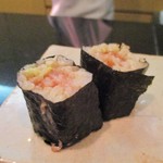 や寿し - 大トロ（細巻）：脂がよくのった 大トロをたたいて巻いてあります。　　　　　2018.06.09