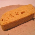 や寿し - 出汁巻き玉子。熱々で、お出汁がジュワァ～ッと溢れ出てきます。美味しいですネ！　　　　　2018.06.09