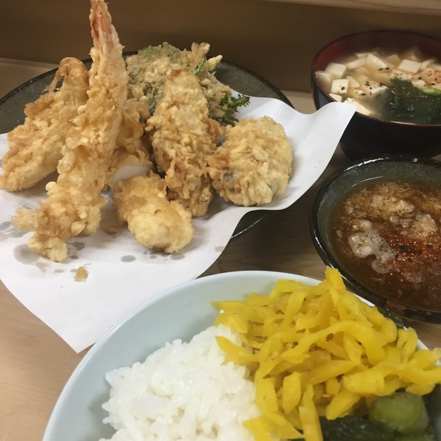 天ぷら いもや 神保町1丁目>
