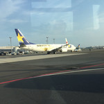 豊中麺哲 - 阪神タイガース飛行機!?(お店の内容とは関係ありません)