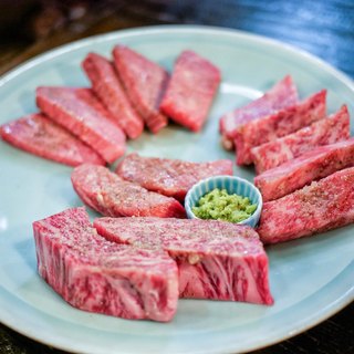 満月 - 料理写真:お肉盛合せ