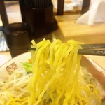 拉麺大公 - 麺リフト