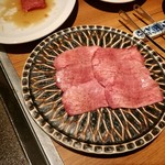 焼肉 ジャンボ - 