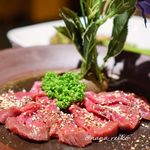 焼肉トラジ - 名物“生”タン塩