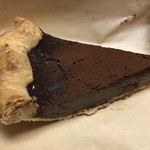 ザ パイ ショップ - ビターチョコレートパイ 464円