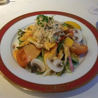 レストラン香味屋 - カニサラダ