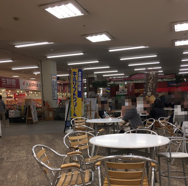 ジョイフルakのフードコートなんだな By Tom775 一口茶屋 ジョイフルエーケー大曲店 北広島市その他 たい焼き 大判焼き 食べログ