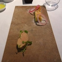 モトイ - フォアグラとレーニアチェリーのクラフティ