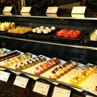 ブッフェアンドカフェ スロープサイドダイナー ザクロ - 