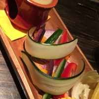 grigio la tavola - 