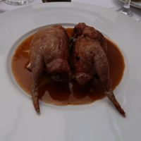 レストラン アラジン - 鶉の木の子とワイルドライス詰めロースト,カレー風味ソース