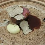 仔羊のロース肉にトリュフ、北あかりのマッシュドポテト添え