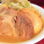 ラーメン二郎 - 豚