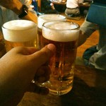 Sakagura Hatsumago - サッポロ生ビール中ジョッキ(６００円)で乾杯。税別・税込不明。