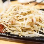 札幌ザンギ本舗 - もやし炒め
