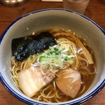 麺処 びぎ屋 - 醤油らーめん