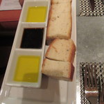 FIG & OLIVE - フォカッチャ