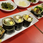 신분당선 - (2)アーモンドとクルミと小魚、クリームチーズのキムパッ(Almond Walnut Anchovy Gimbab with Cream Cheese) 5000₩