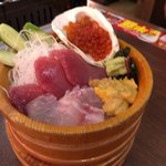 目利きの銀次 - 海鮮丼の刺身