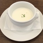 洋食屋　神戸デュシャン - ジャガイモのコールドスープ