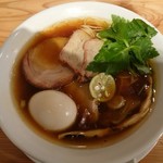 Jikaseimen Urota - 醤油の純鶏そば味玉  900円