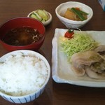 家庭料理居酒屋 よってって - 豚のネギ塩定食(税込500円)