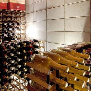 ソムリエ厳選ワインとフレンチのマリアージュをお愉しみください