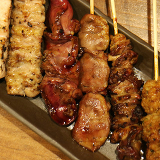 Directly sourced from the chicken farm! Enjoy Nagoya Cochin chicken Yakitori (grilled chicken skewers)!