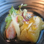 Hanasanshou - 糸瓜　焼き茄子の蟹酢　針生姜　のし梅　三杯酢