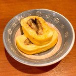 うな徳 - お通しの鰻巻き