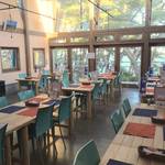 神割 - 海の見える&波音の聞こえる店内