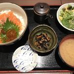 活魚 魚一 - サーモンイクラ丼  950円  シジミのみそ汁