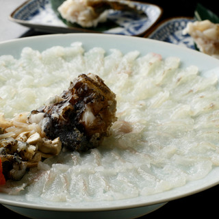 From spring to autumn, enjoy ``live rice cooking.'' Don't miss Hokkaido's gift of hairy crab