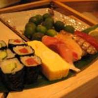 鮨 逸喜優 - 次々と出される握り