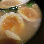らーめん飛粋 - 味玉断面